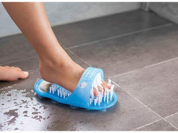 ▶️ Soin des Pieds SandyBrush, Brosse de douche le nettoyage et le massage  des pieds sans se baisser
