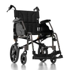 Fauteuil roulant action 2...